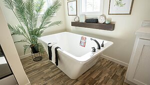 Creekside Series / The South Fork CS-3268 Bathroom 126394