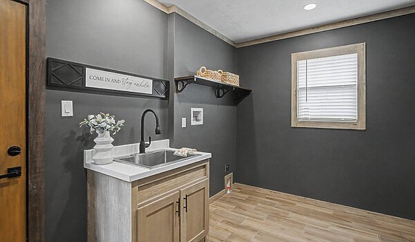 Creekside Series / The Mountain Laurel CS-3290 Utility 125696