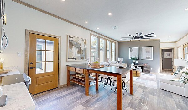 Creekside Series / The Keystone CS-1625-2 Interior 125172