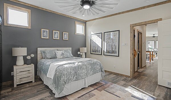 Creekside Series / The Keystone CS-1625-2 Bedroom 125647