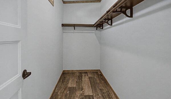 Creekside Series / The Keystone CS-1625-2 Utility 125655