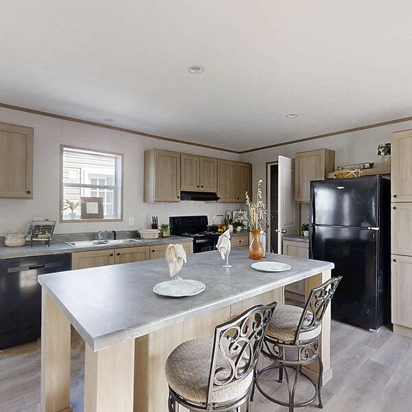 Prime Series / Monte 1676H32P06 Interior 121921