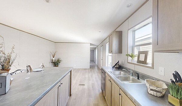 Prime Series / Monte 1676H32P06 Interior 121923