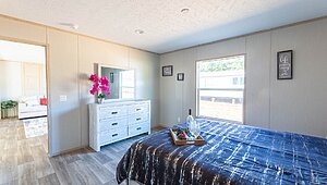 Epic Experience / The Snowcap 43CEE28764BH Bedroom 140505