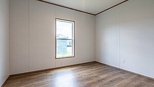 Phoenix / The Phoenix 76 16763A Bedroom 114281