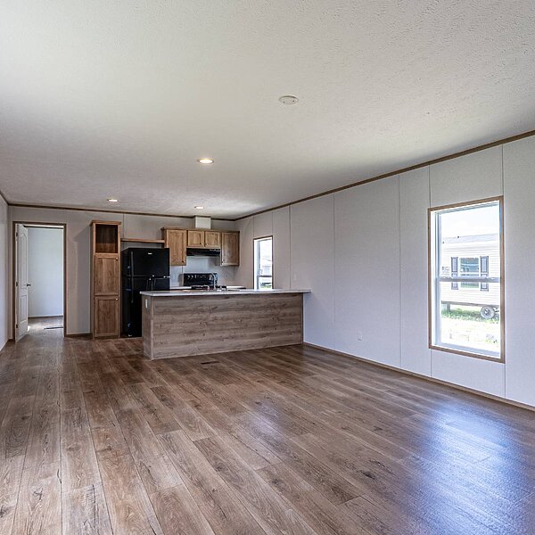 Phoenix / The Phoenix 76 16763A Interior 114278