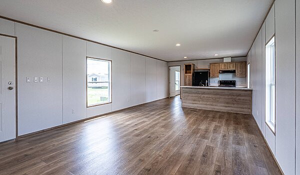 Phoenix / The Phoenix 76 16763A Interior 114279