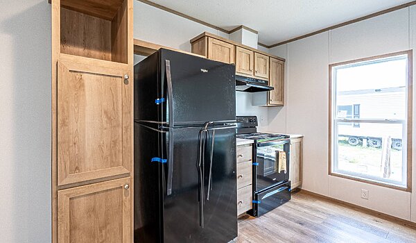 Phoenix / The Phoenix 76 16763A Interior 114276