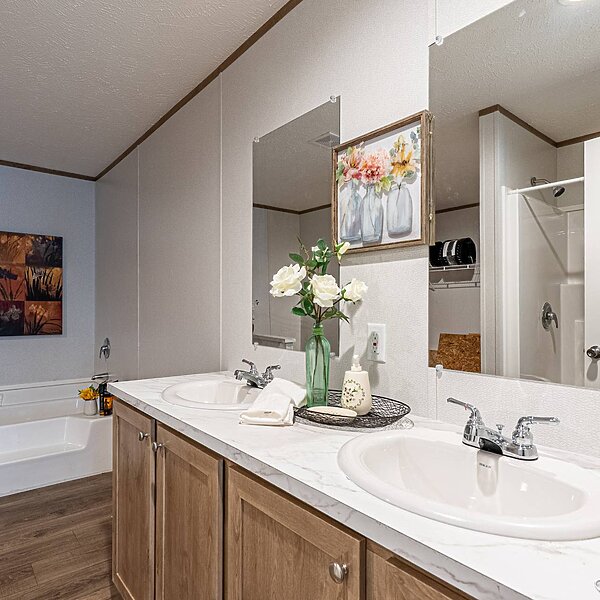 Phoenix / The Phoenix 32684A Bathroom 114507