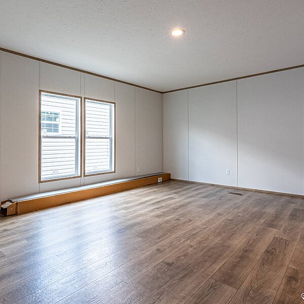 Phoenix / The Phoenix 32684A Bedroom 114504