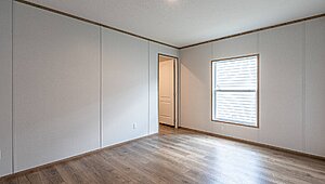 Phoenix / The Phoenix 32684A Bedroom 114505