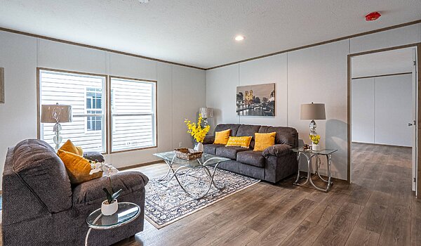 Phoenix / The Phoenix 32684A Interior 114501