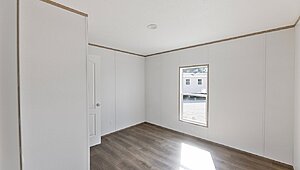 Phoenix / 32483A Interior 120124