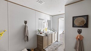 Phoenix / 32483A Interior 120127