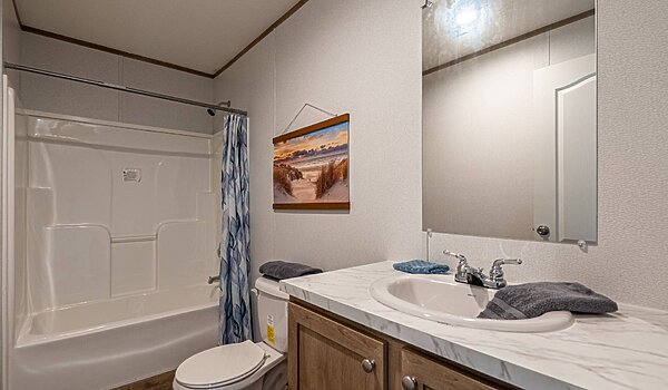Phoenix / 32483A Bathroom 114492