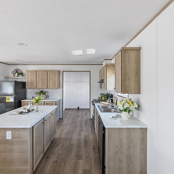 Phoenix / 32483A Interior 120118