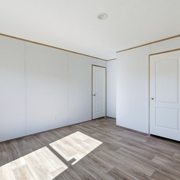 Phoenix / 32764A Interior 120109