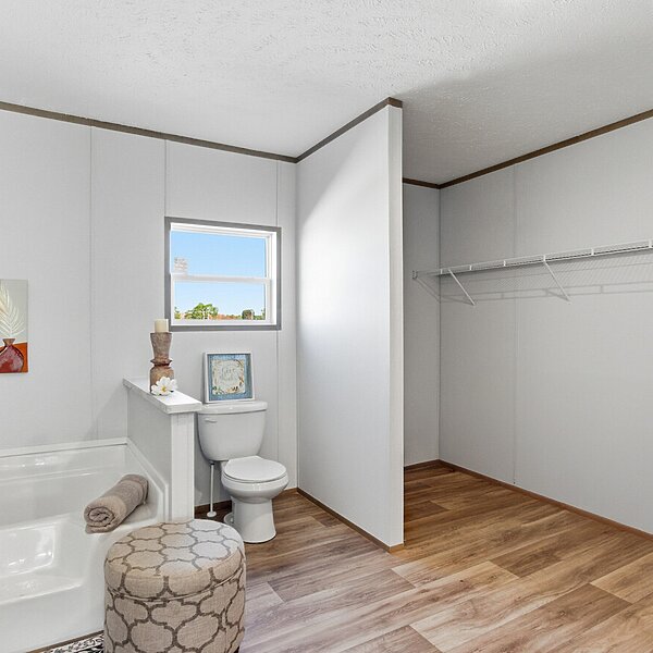 Phoenix / 32764A Interior 120111