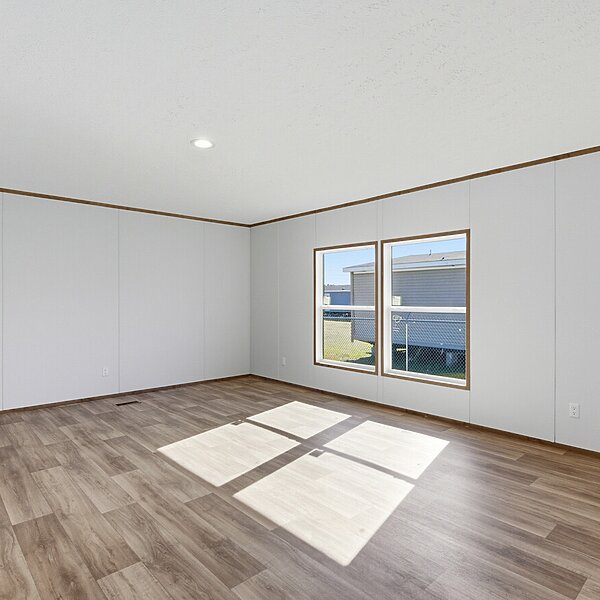 Phoenix / 32764A Interior 120105