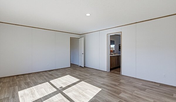 Phoenix / 32764A Interior 120106