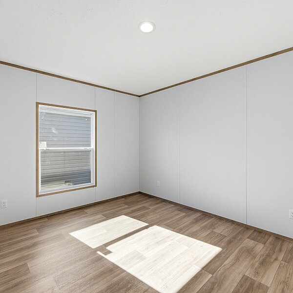 Phoenix / 32483B Interior 120092