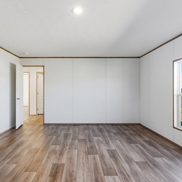Phoenix / 32483B Interior 120089