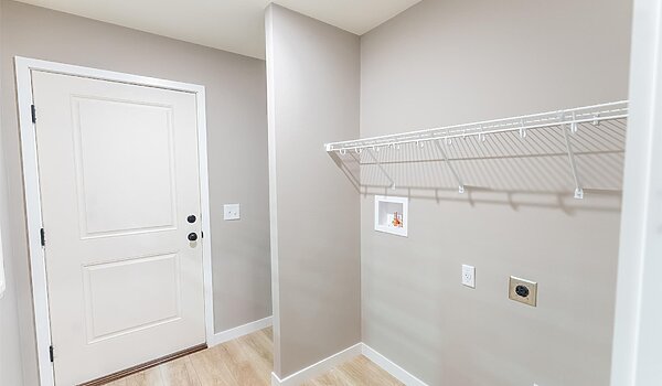 Evolution Series / Taylor II 3244 Interior 119142