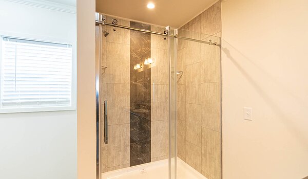 Liberty Series 30-Wide / Langdon 3056B Bathroom 119052