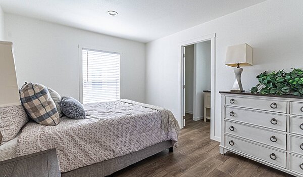 Tempo / Born to Run 51TEM16602AH Bedroom 117312