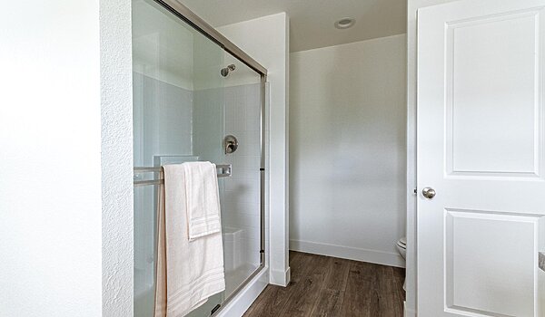 Tempo / Shout 51TMP28563BH Bathroom 117189