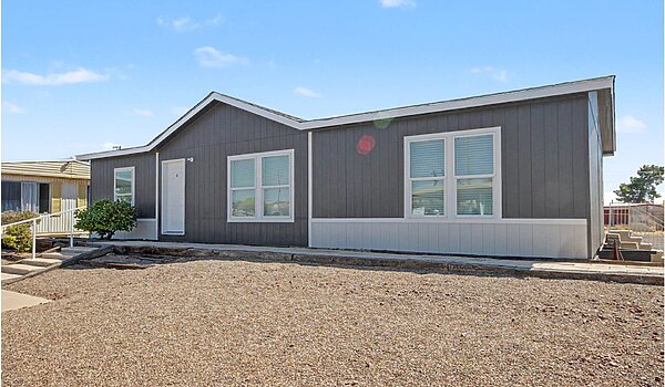 Emerald Doublewide / EM28483A Exterior 132118