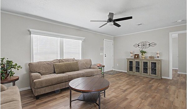 Emerald Doublewide / EM28483A Interior 132107