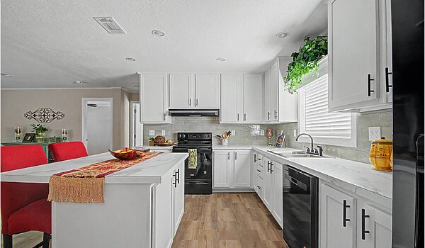 Emerald Doublewide / EM28483A Interior 132102
