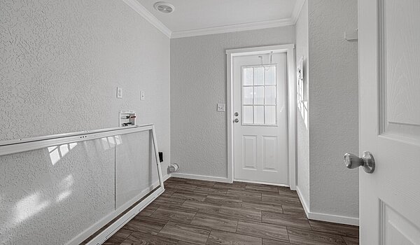 Topaz / 28563A Interior 134240