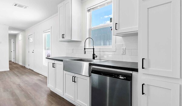 Singlewides / The Pearland 16763C Interior 120566