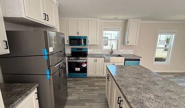 Doublewides / The Brewster 28563A Interior 120550