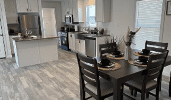 Doublewides / The Brewster 28563A Interior 120551