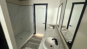 Doublewides / The Red River 32563C Interior 116992