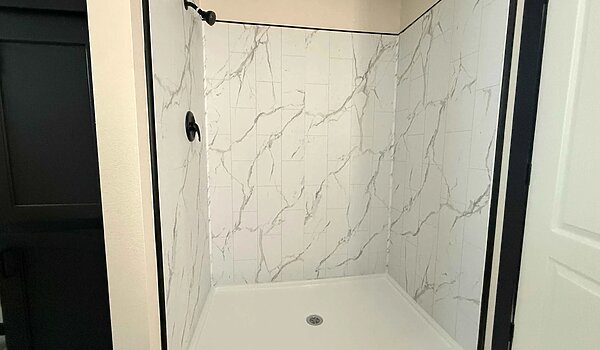 Doublewides / The Red River 32563C Interior 116993