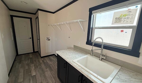 Doublewides / The Red River 32563C Interior 116996