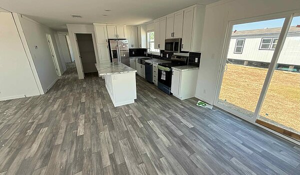 Doublewides / The Stonewall 32684A Interior 120543