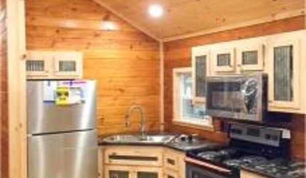 Tiny Homes / Hiker's Hideout 4B 101 Interior 92353