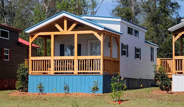 Tiny Homes / Autumn Breeze 4B 125 Interior 92454