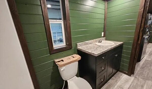 Tiny Homes / Meadowbrook 4B 130 Interior 92472