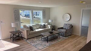 Residence / Elm St 5628-MS018-1SECT 81RDH28563BH Interior 112910