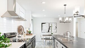 Residence / Butler Place 81RDH28643BH Interior 125830