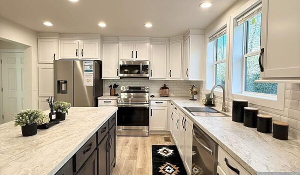 Residence / Tompkins Blvd 6428-MS029-1SEC 81RDH28643AH Kitchen 112934