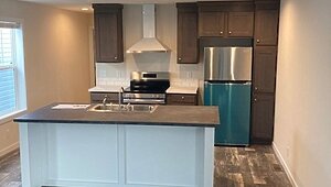 Sunrise / 7616-SW017 Interior 112922