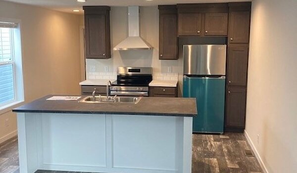 Sunrise / 7616-SW017 Interior 112922