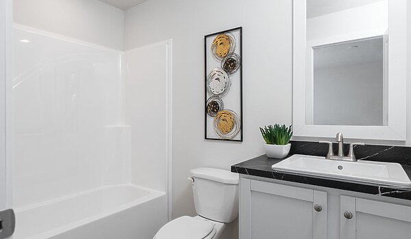 Sunrise / 7616-SW018 Bathroom 112918